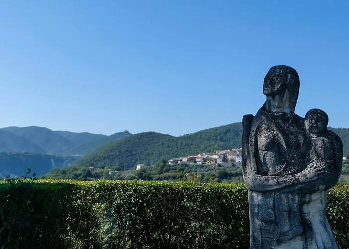 Holiday home Authentic Surrounded By Nature *