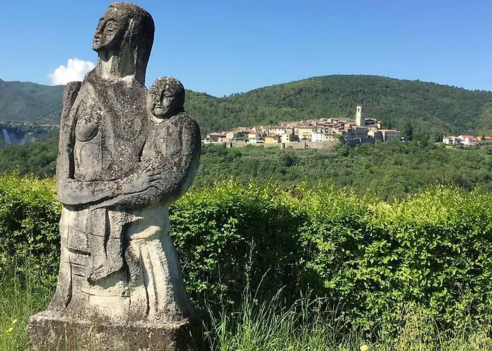 Authentic Surrounded By Nature Holiday home Terni